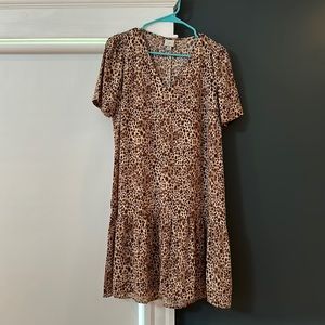 A New Day Short Sleeve Ruffle Hem Dress in Animal Print, size Medium